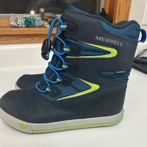 Merrell Size 4 Big Kids snow boots